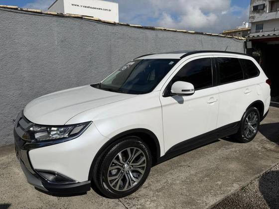 MITSUBISHI OUTLANDER 2.0 16V GASOLINA 4P AUTOMÁTICO MITSUBISHI OUTLANDER 2.0 16V GASOLINA 4P AUTOMÁTICO